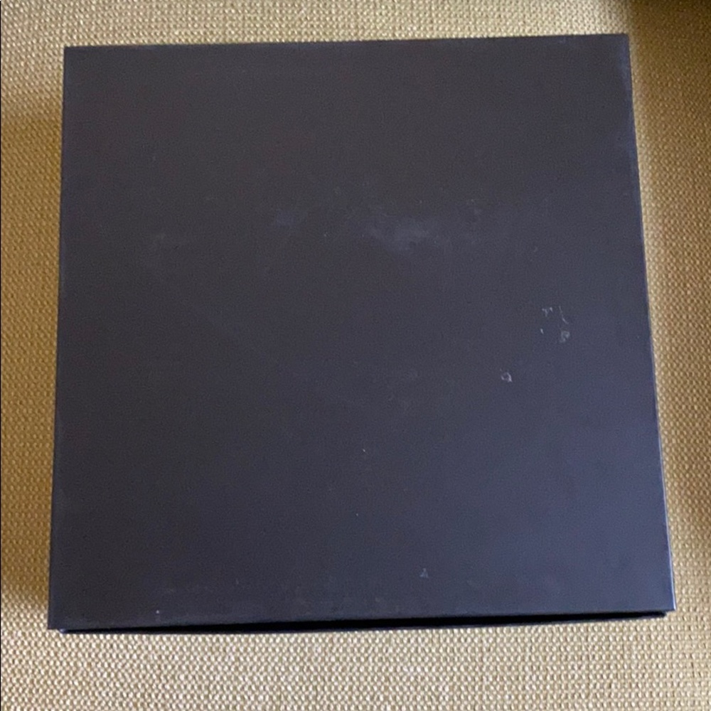 Chanel gift box - Picture 6 of 6